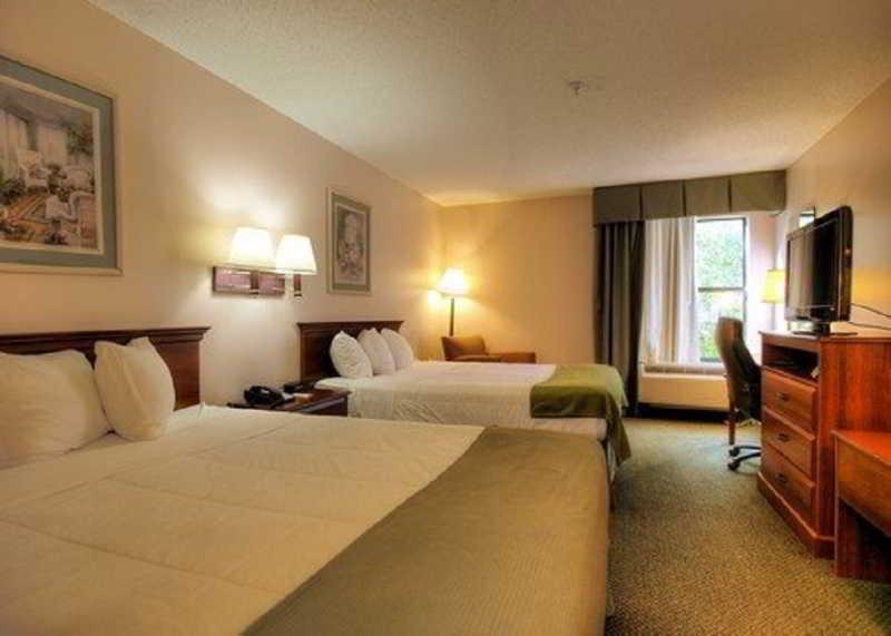 Econo Lodge Ралей Стая снимка