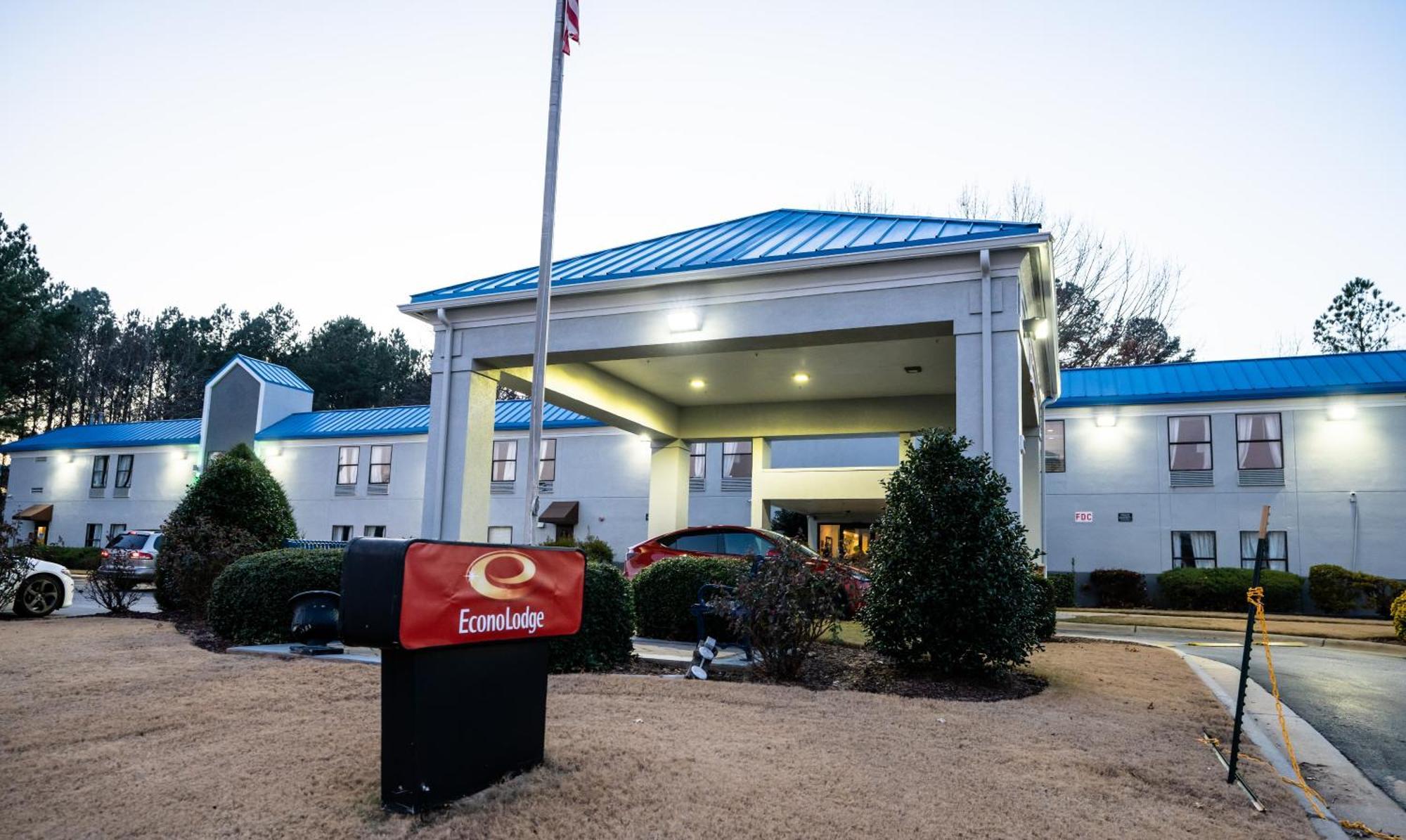 Econo Lodge Ралей Екстериор снимка