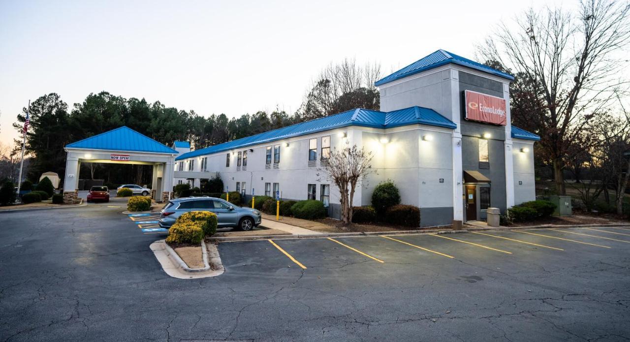 Econo Lodge Ралей Екстериор снимка