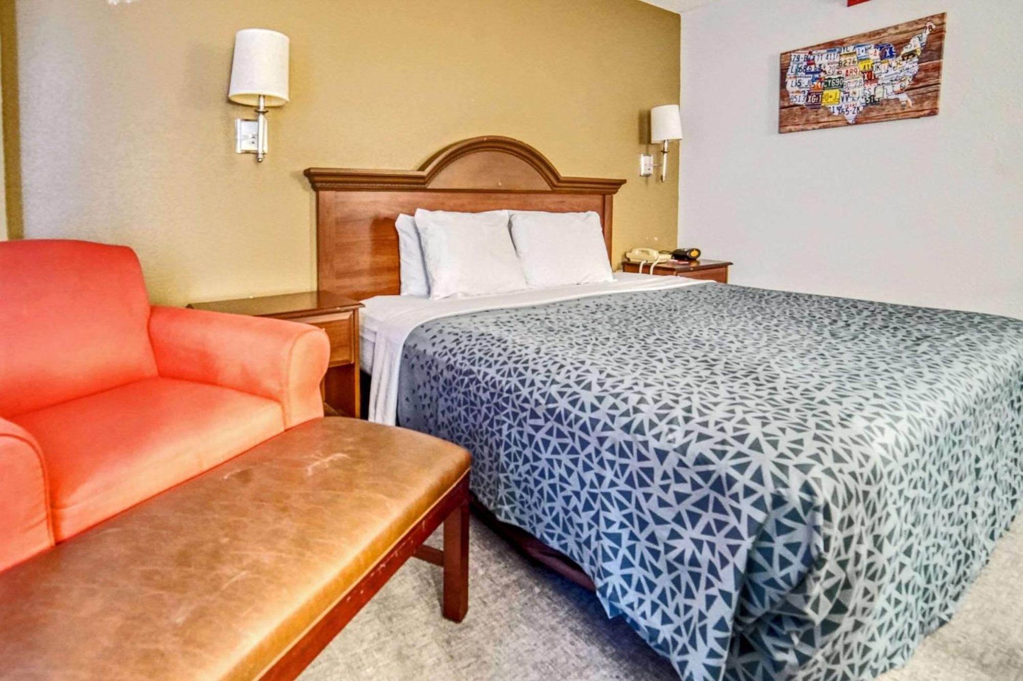 Econo Lodge Ралей Екстериор снимка